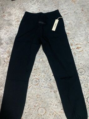 Fear of God ESSENTIALS Black Jogger Sweatpants
